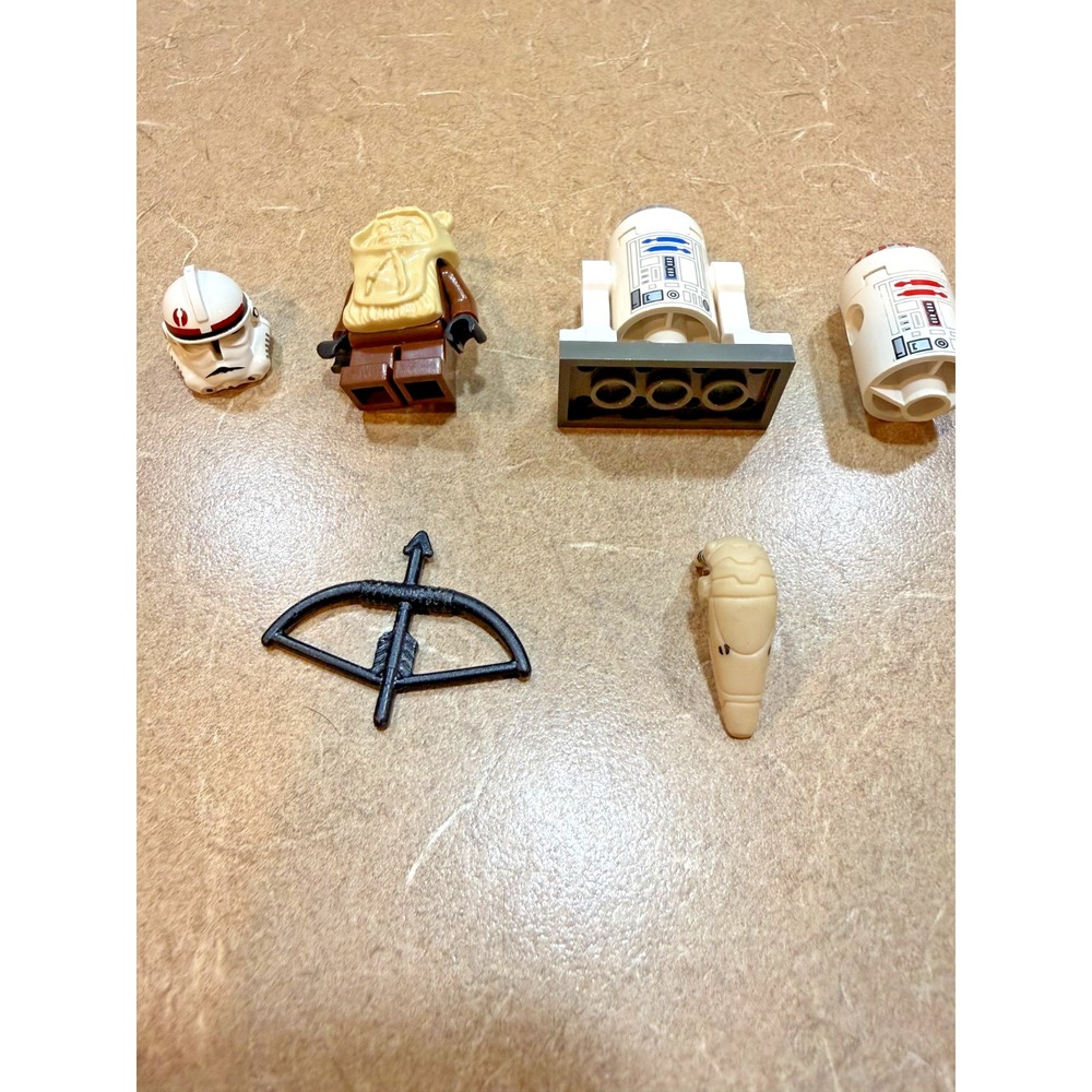 Lego Star Wars MINIFIGURE Ewok R2D2 And Misc Pieces